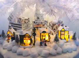 Christmas Village Scene Decoration Light Up Houses 4/7/12/25 pieces