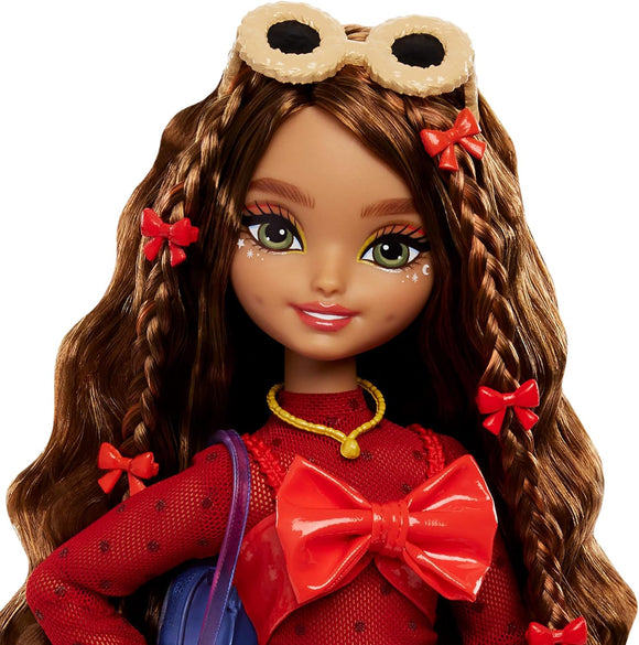 Barbie Dream Besties Playset, Teresa Posable Fashion Doll with Brown Hair & Hairstyling Clips