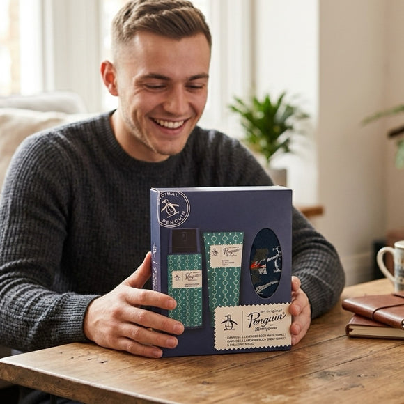 Original Penguin Mens Body Wash, Spray & Socks Father's Day Gift Set