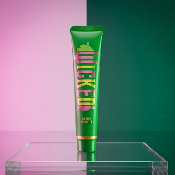 Wicked Gift Set "Not Your Basic Witch" Green 750m Water Bottle & Lip Balm