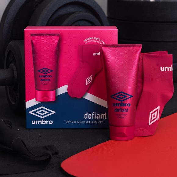 Umbro Defiant Ladies-  150ml body wash &  sport socks gift set