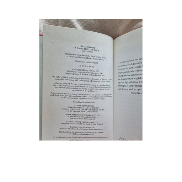 Lyras Oxford - Philip Pulman - First Edition 2003- Signed - Mint Condition