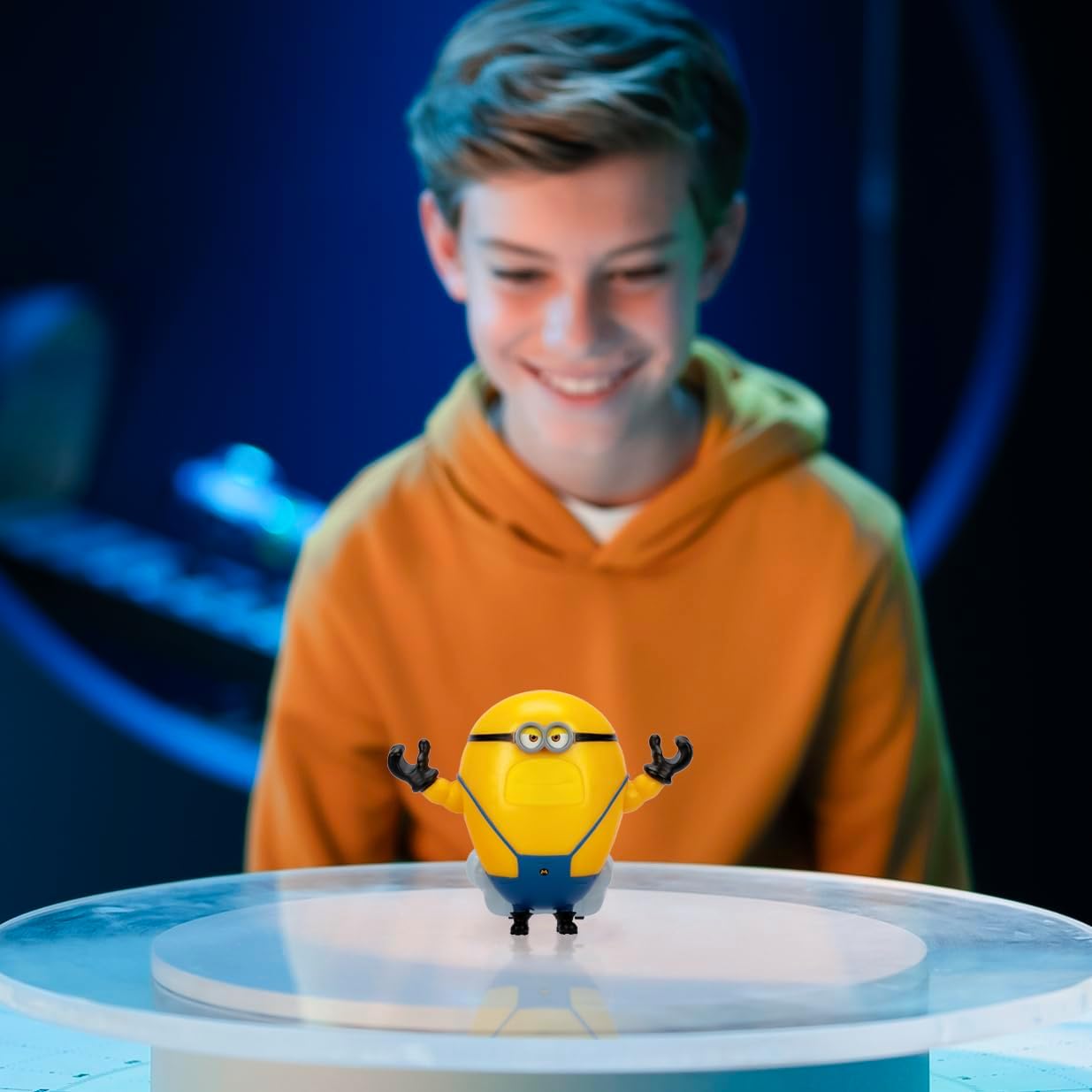 MINIONS Despicable Me 4 Speed Burst Mega Dave Action Figure Pull Mega Dave Back