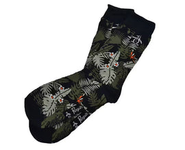 Original Penguin Men’s Grooming Gift Set – Shampoo, Conditioner, Body Wash, Socks & Beanie - 0