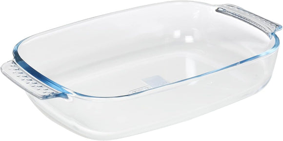 Pyrex clear borosilicate glass rectangular roaster measuring 30 x 20cm with integrated easy-grip handles